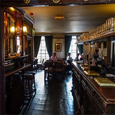 Dickens Pub